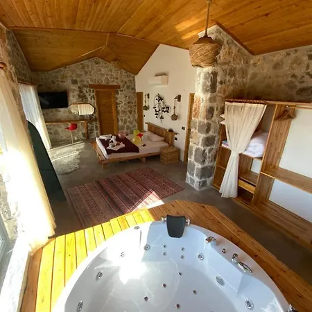 Lodge Babadag Breeze *