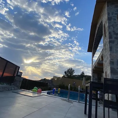 Babadag Breeze Lodge
